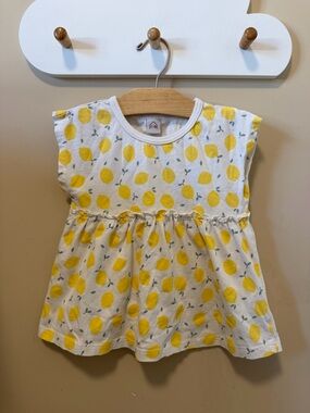 Girls Lemon Print Smocked Waist Top - Yellow
